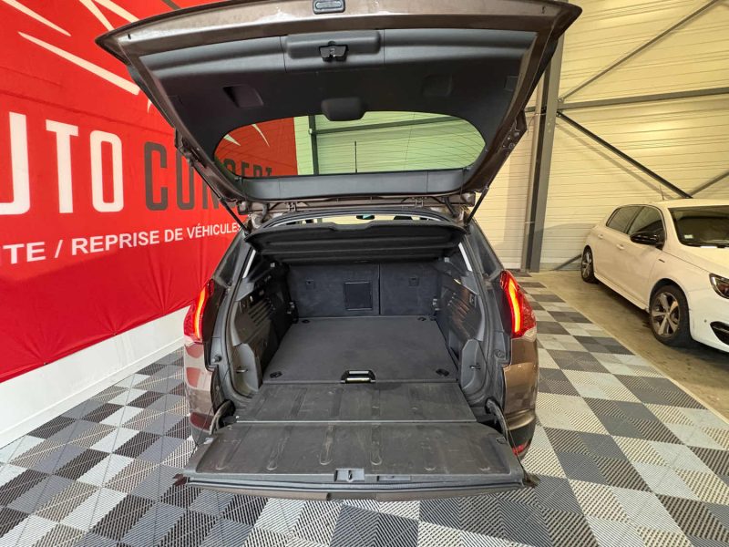PEUGEOT 3008 1.6 HDI 115CH ALLURE 