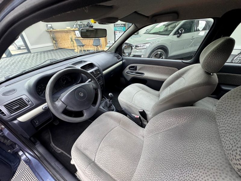 RENAULT CLIO II  1.2 16V 58CH CAMPUS 3P 