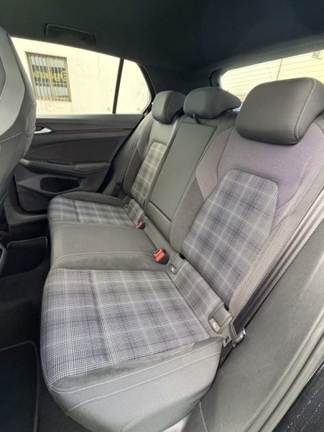 VOLKSWAGEN GOLF VIII 2.0 TDI  200 CV GTD DSG / TOIT OUVRANT  SUIVIE VW GARANTIE 12 MOIS  