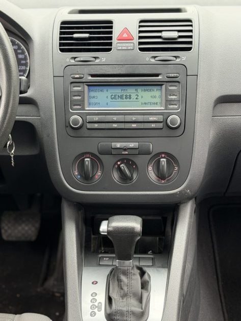 VOLKSWAGEN GOLF 1,6L FSI 102 CV 2004