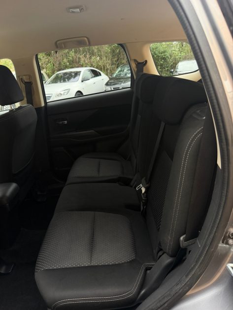 🏔️ Mitsubishi Outlander 4x4 2.2 DI-D 150 ch – 2016 – 7 places