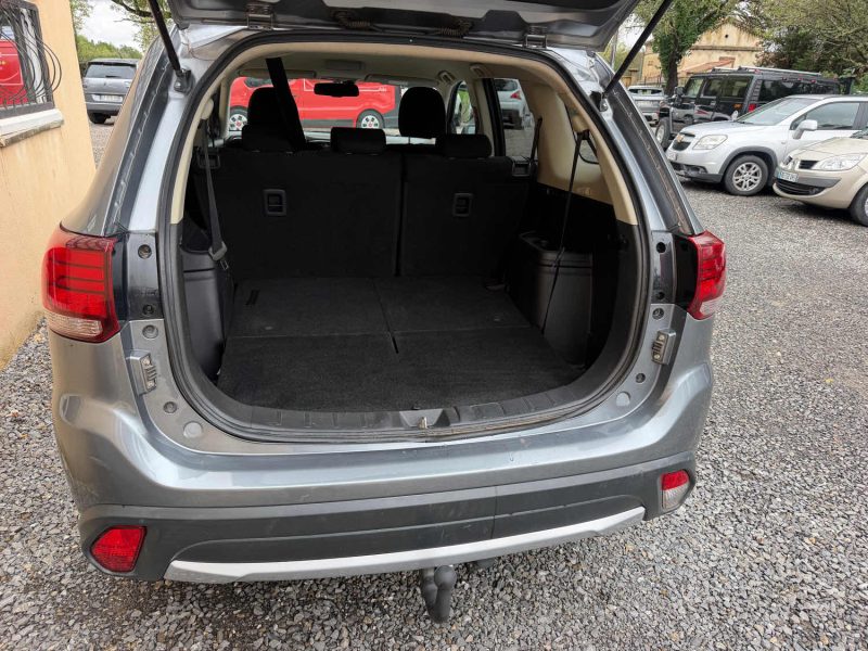 🏔️ Mitsubishi Outlander 4x4 2.2 DI-D 150 ch – 2016 – 7 places