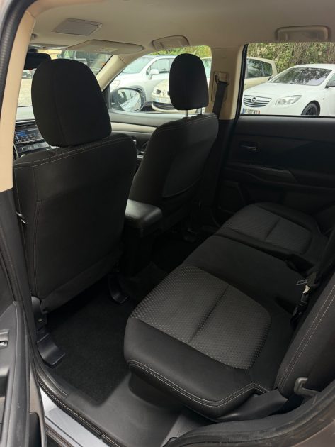 🏔️ Mitsubishi Outlander 4x4 2.2 DI-D 150 ch – 2016 – 7 places