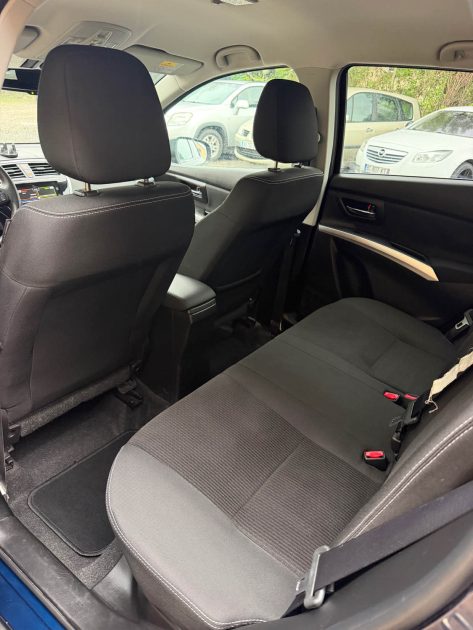🚙 Suzuki SX4 S-Cross 1.6 DDiS 120 Privilège – SUV bien équipé ✅