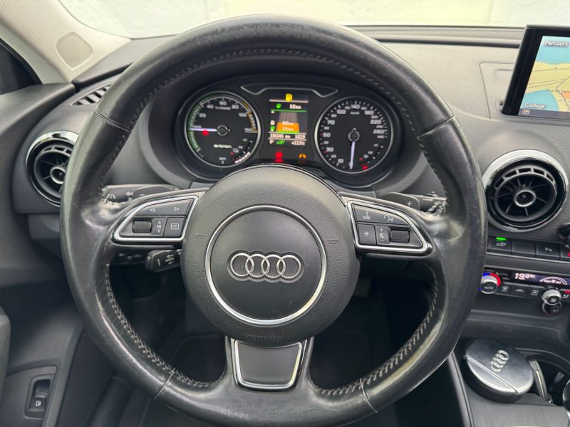 AUDI A3 SPORTBACK 1.4 TFSI 204 CH DESIGN LUXE E TRON HYBRIDE/GARANTIE 12 MOIS 