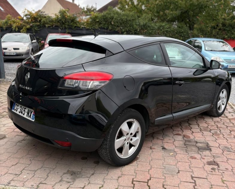 RENAULT MEGANE III  Coupé 1.5L eco2 dCi 110cv / Révisée&Garantie 