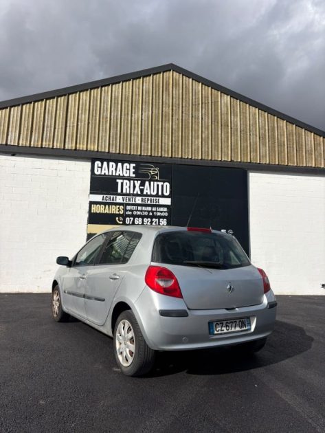 Renault Clio III 1.4 16V KIT DISTRIBUTION NEUF SORTIE DE REVISION 