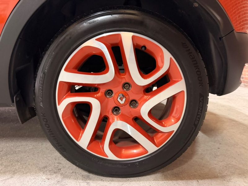 Renault Captur 1.5 DCI 90CH HELLY HANSEN | Série spéciale