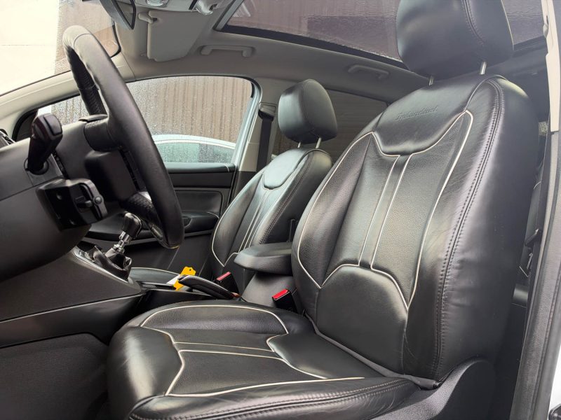 FORD KUGA  2.5T 200 INDIVIDUAL 