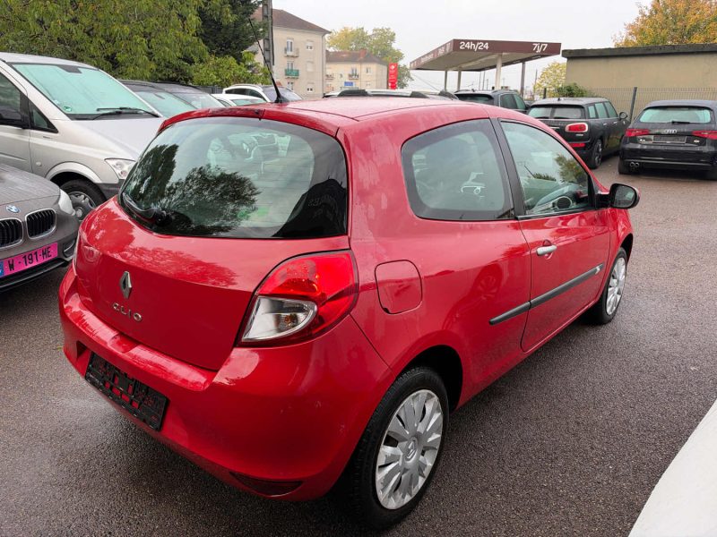 RENAULT  CLIO 1.2 75CV EXPRESSION