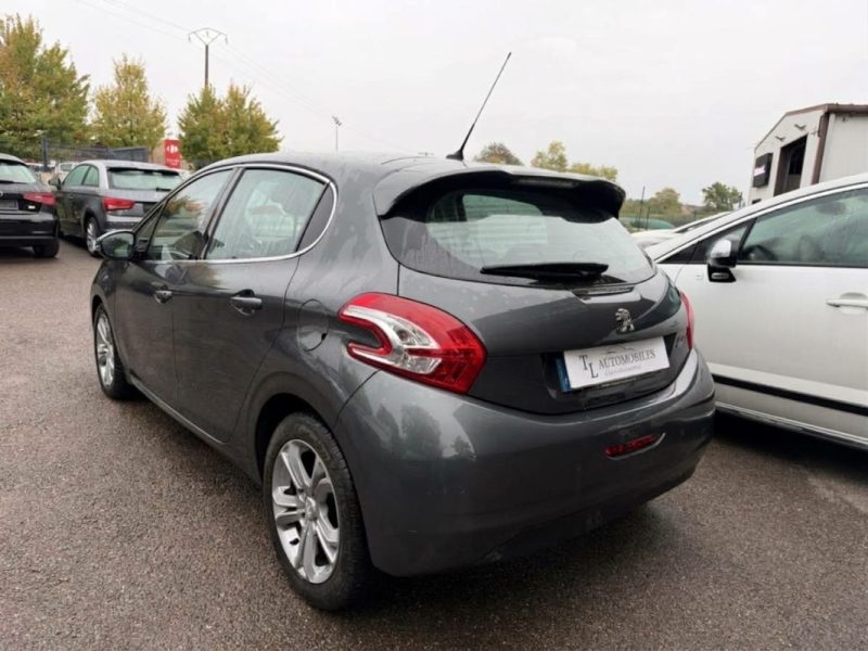 PEUGEOT 208 1.6 E-HDI ALLURE  
