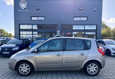 RENAULT SCENIC 1.6I 16V 110CH LATITUDE 