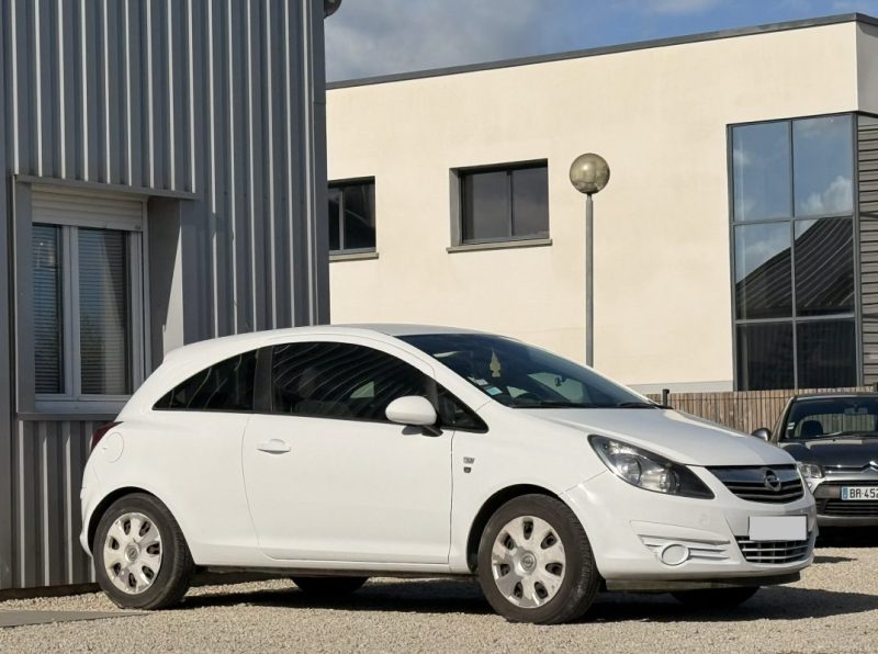OPEL CORSA D 1.2 GPL 16V  75CV  2010 176 000 KM 