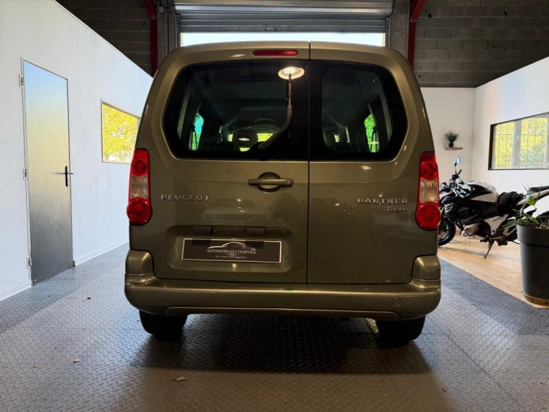 PEUGEOT PARTNER  2011