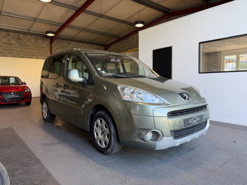 PEUGEOT PARTNER  2011