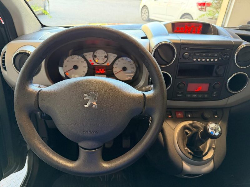 PEUGEOT PARTNER  2011