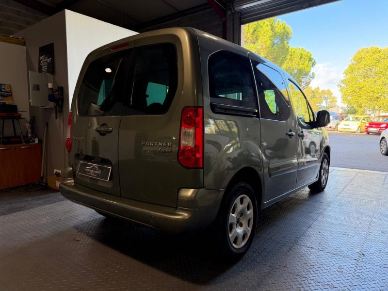 PEUGEOT PARTNER  2011