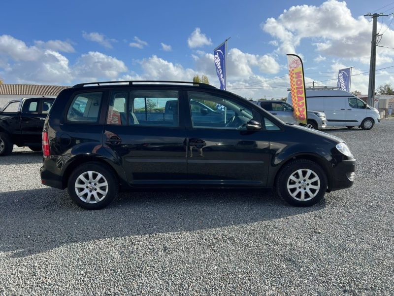 VOLKSWAGEN TOURAN 1.9 TDI 2010