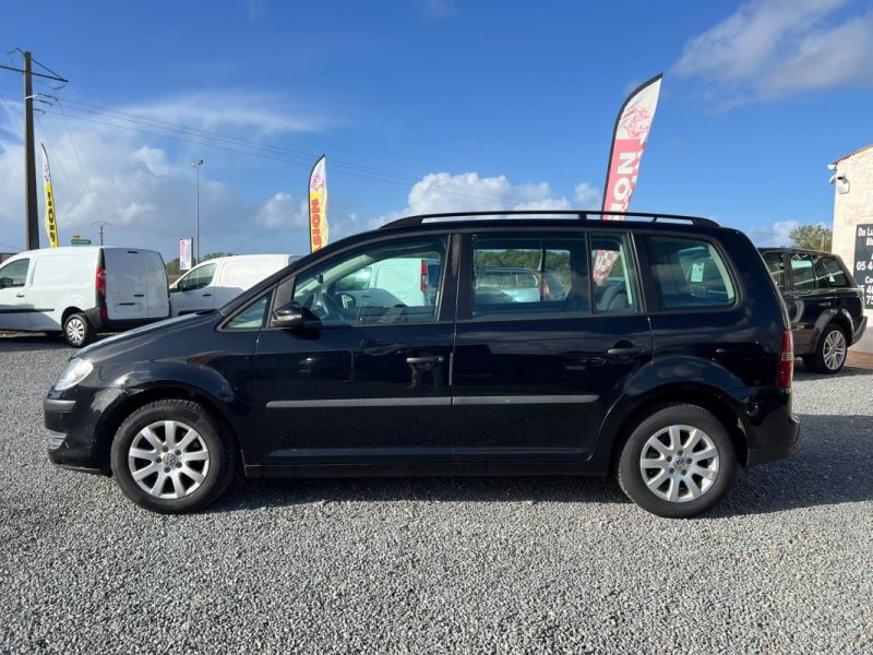 VOLKSWAGEN TOURAN 1.9 TDI 2010