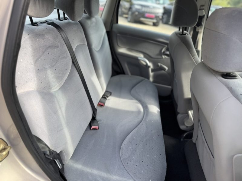 CITROEN  C3 1.4I PACK CLIM 2005