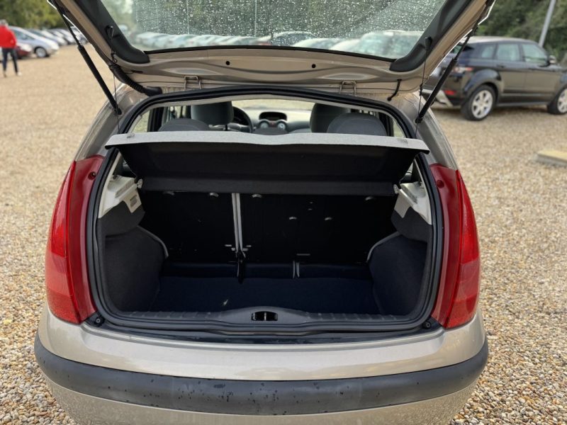 CITROEN  C3 1.4I PACK CLIM 2005