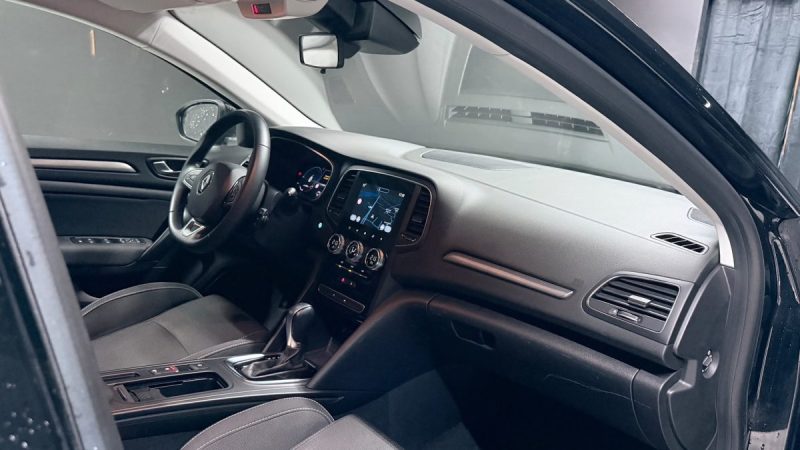 RENAULT Megane Estate 1.6 E-Tech Plug-in HYBRID 160ch Business 
