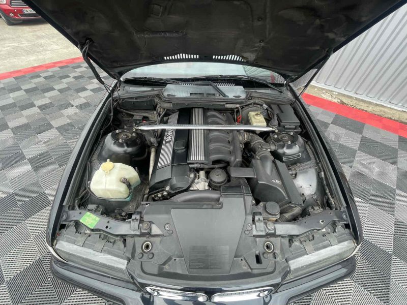 B.M.W. 3 320I E36 CABRIOLET PACK M 