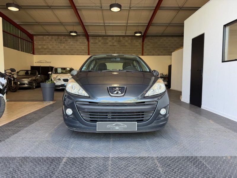 PEUGEOT 207  2010