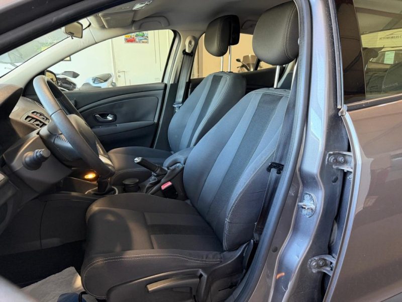 RENAULT MEGANE III 35 PORTES 1.4 2010