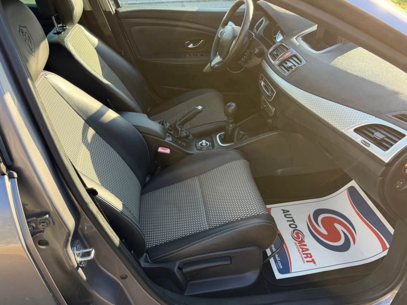 RENAULT MEGANE III 1.5 DCI 110 CH TOMTOM EDITION - GPS - Bluetooth - Révisée & Garantie 6 Mois