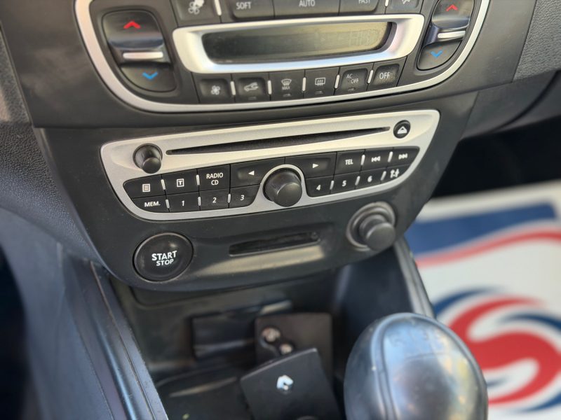 RENAULT MEGANE III 1.5 DCI 110 CH TOMTOM EDITION - GPS - Bluetooth - Révisée & Garantie 6 Mois