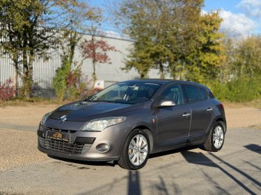 RENAULT MEGANE III 1.5 DCI 110 CH TOMTOM EDITION - GPS - Bluetooth - Révisée & Garantie 6 Mois