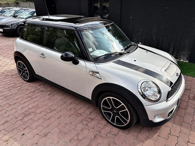 MINI MINI 2.0 COOPER SD 2012