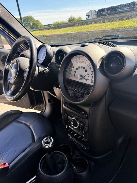 MINI COUNTRYMAN R60 122 ch COOPER