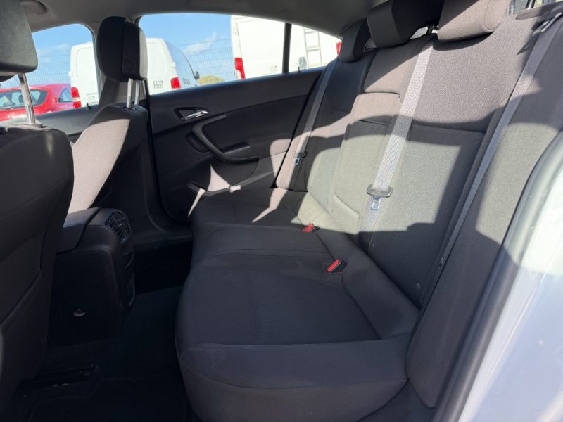 Opel Insignia 2.0 CDTI Edition