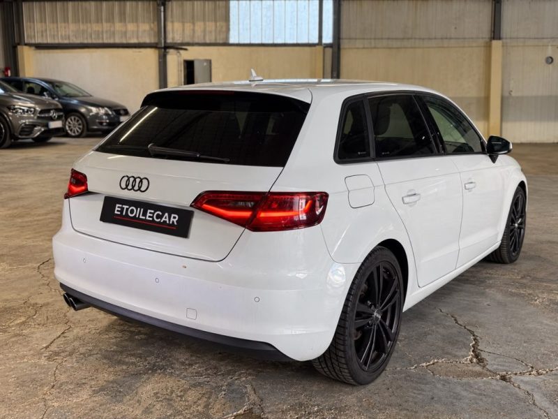 AUDI A3 SPORTBACK 1.8 TFSI 180CH AMBITION 2014