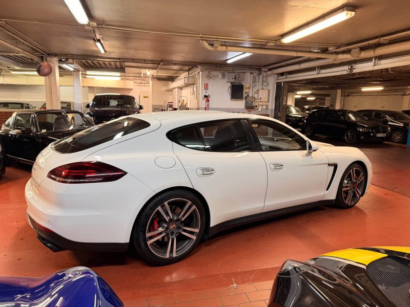 PORSCHE PANAMERA 4.8 V8 GTS 441ch