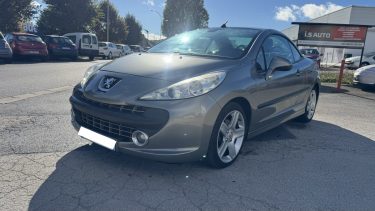PEUGEOT 207 CC 1.6 HDI 110 FELINE