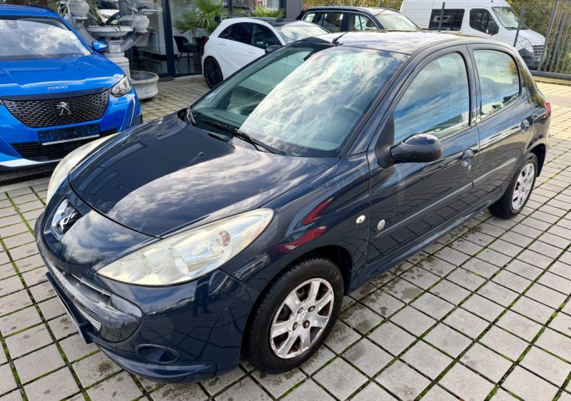 PEUGEOT 206+ 1.4 75CH GÉNÉRATION 2012