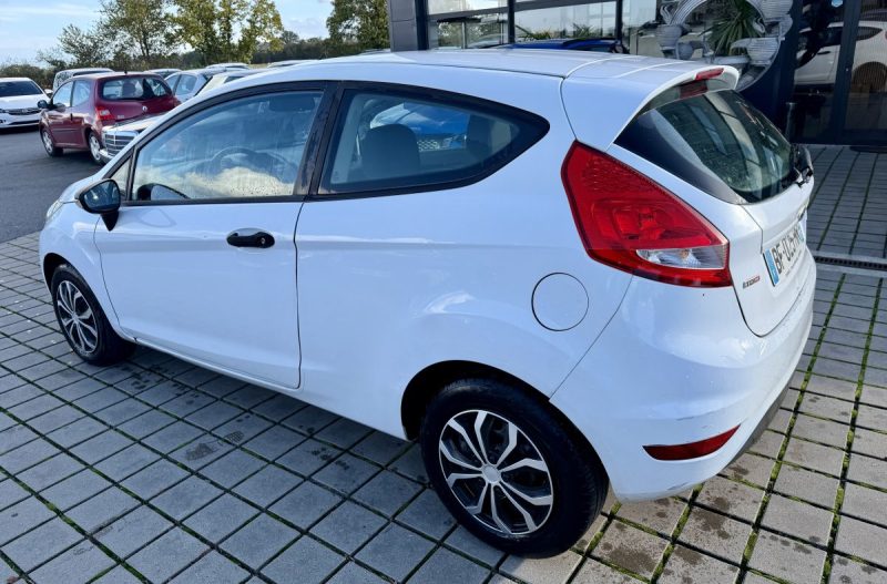FORD FIESTA VI 1.4 TDCI 70 AMBIENTE 2010