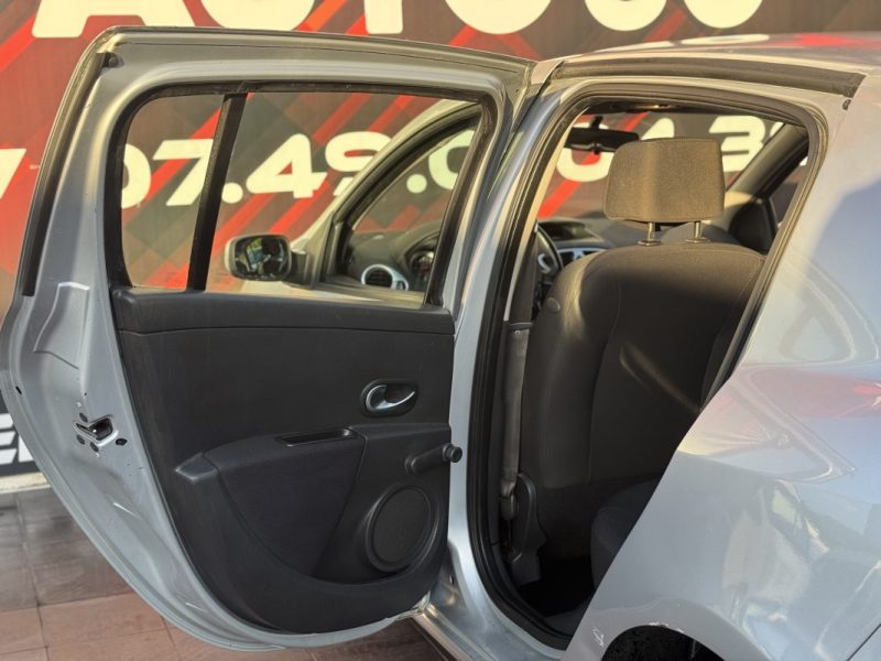 RENAULT CLIO III 1.5 DCI 2006