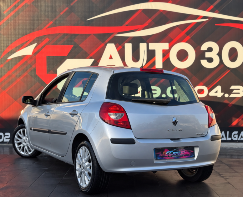 RENAULT CLIO III 1.5 DCI 2006