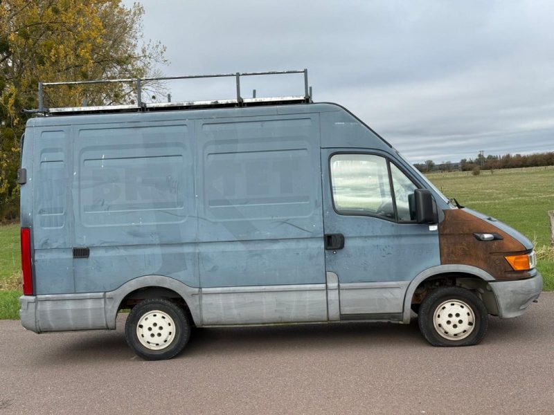 IVECO DAILY 29L12 III 2.3 116ch