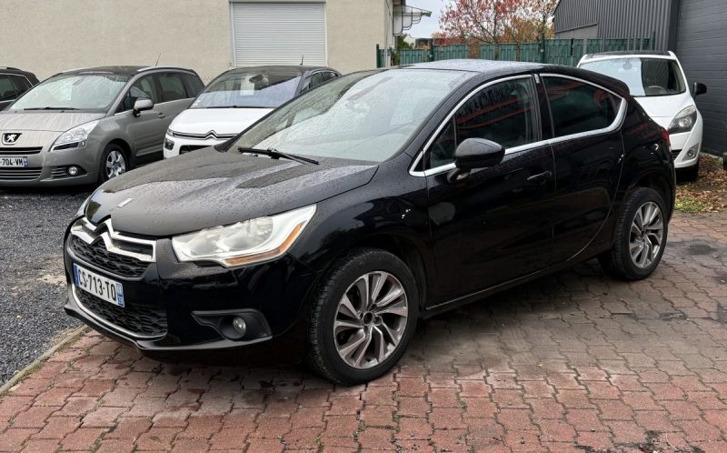CITROEN DS4 2.0L HDI 135CV SO CHIC / RÉVISÉE&GARANTIE 2013