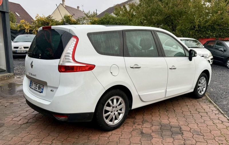 RENAULT SCENIC III 1.5L dCi 110cv Exception *Boite Auto* / Révisé&Garantie