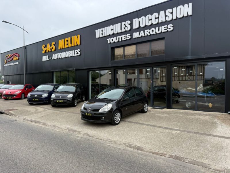 Renault Clio III 1.4 16V 100Ch Confort Dynamique