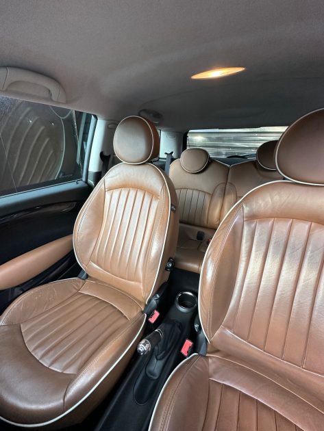 MINI COOPER 1.6 ESSENCE MAYFAIR – CUIR MARRON – GARANTIE 12 MOIS – REPRISE POSSIBLE