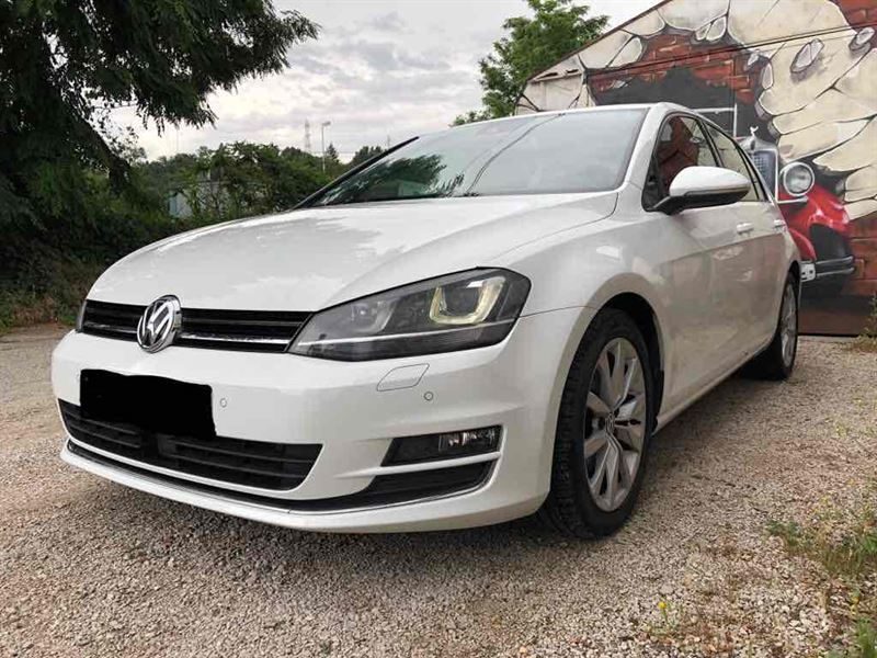 VOLKSWAGEN GOLF 2014