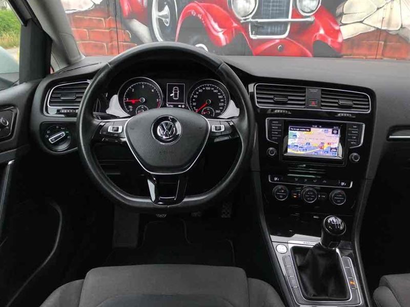 VOLKSWAGEN GOLF 2014