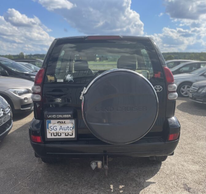 TOYOTA LAND CRUISER 2004